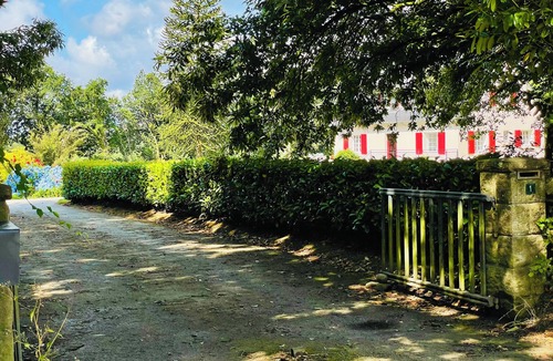 Plouguernevel House | Detached house with very large private garden in a quiet location