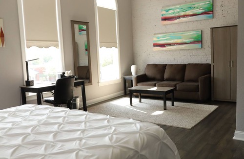 Washington House | Double Ensuite at Cornerstone Inn