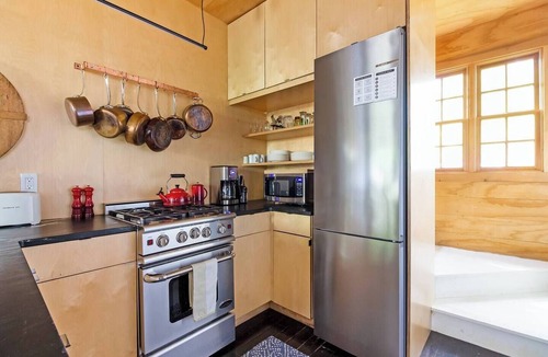 Douglas House | Douglas Hideaway | Modern home w/Hot Tub & Patio