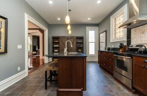 Grand Rapids Apartment | Downtown Historic Luxury Gem with Private Parking