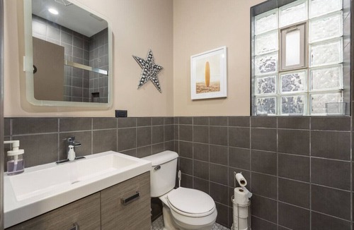 Bronzeville Bed & Breakfast | Dubois Guest House Room 302