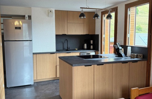 Saint-Sorlin-d'Arves Apartment | DUPLEX CENTER STATION ski-lifts LES SYBELLES 310km slopes