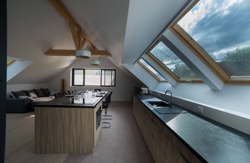 Menthon-Saint-Bernard House | Duplex in house for 4-6 people - View of Lake Annecy - Beach 200 m away