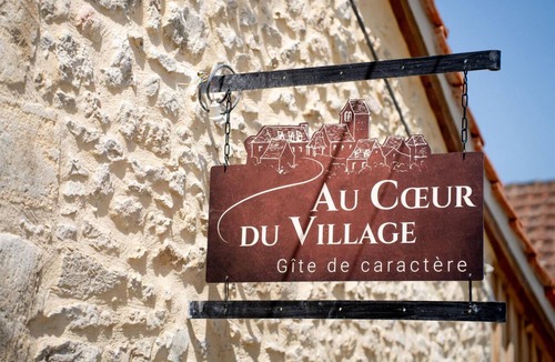 Savignac-de-Miremont Cottage | Duplex with pool and AC - 2 guests