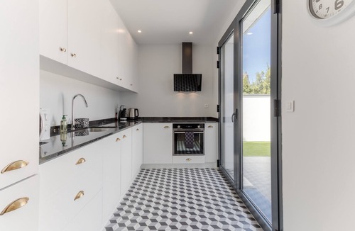 Talence House | Echoppe Jaurès - typical Bordeaux renovated house 3 bedrooms/3 bathrooms
