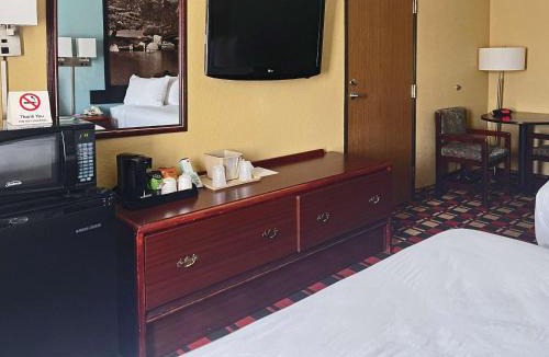 Chillicothe Cabin | Econo Lodge Chillicothe