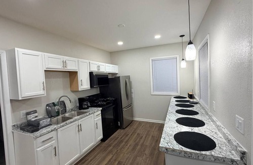 Fifth Ward House | EKO Stays | Downtown MKE Group Retreat Near Fiserv