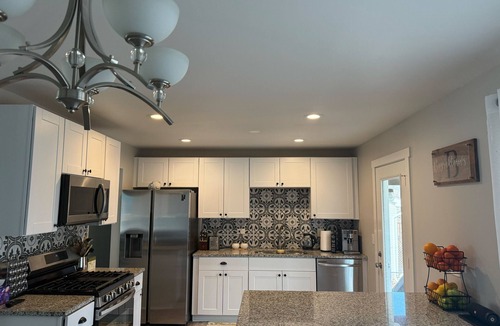 Bloomingdale House | Elegant Home for Groups Near Presidents Cup