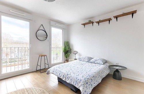 Rueil-Malmaison Apartment | Ellington - Studio dans le quartier d'affaires