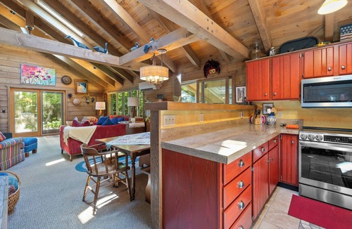 Ellison Bay House | Ellison Bay Retreat - Little House in the Woods