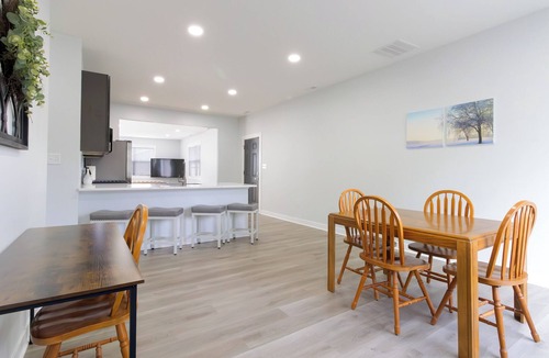 Gary House | Entire Home In Miller close to BP/80/94