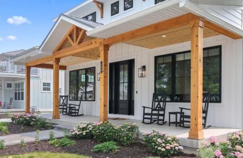 South Haven House | expERIEnce