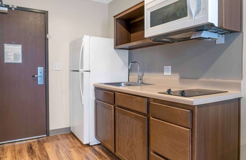 Rochester Hills Hotel | Extended Stay America Suites - Detroit - Rochester Hills