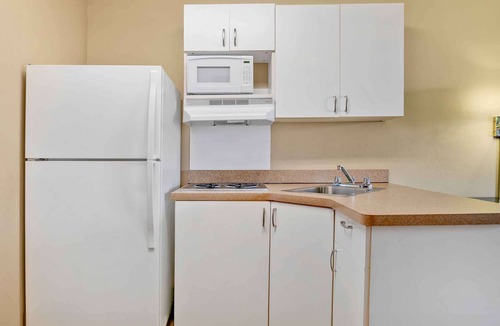 East Paris Hotel | Extended Stay America Select Suites - Grand Rapids - Kentwood