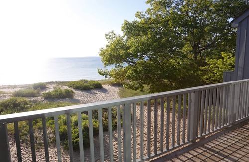 Maple City Condo | Fabulous Lake Michigan beachfront condo. Incredible views of Sleeping Bear Bay