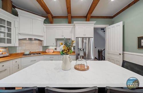 Lake Geneva House | Fairfields Mansion | Heated Saltwater Pool | Theater Room | Luxury | Historical
