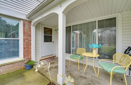 Drayton Plains House | Family-Friendly Bloomfield Hills Home w/Patio!