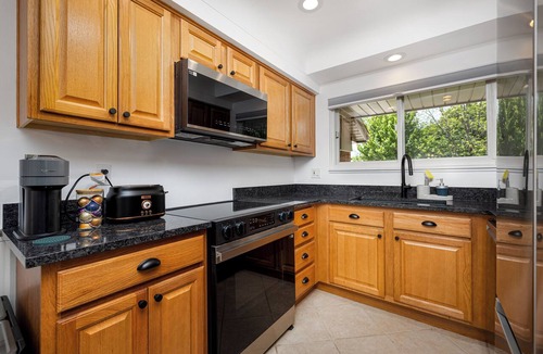 Plymouth House | Family friendly 3-bedroom house in Plymouth, close to Old Village/Downtown