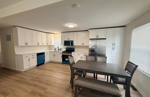 Aurora House | Family-Friendly 3BR Home Sleeps 6 2.5 Bath