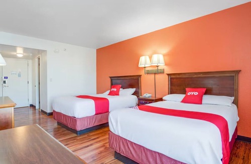 Muskegon Heights Hotel | Family-Friendly Retreat Close to Muskegon’s Outdoor Attractions