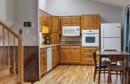 Southeast Omaha House | Family Home Min to Henry Dorley Zoo, Charles Schwab Field, Covered Porch, 4TVs