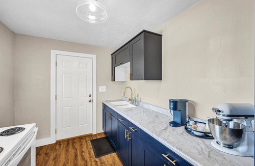 Peoria Heights House | Feel at home in the Cacti Casita