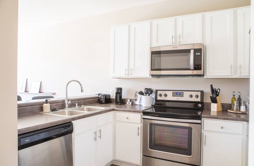 Brewers Hill Apartment | Flexhome Brewer's Hill 1BR TS1 - BradySt+Riverwalk