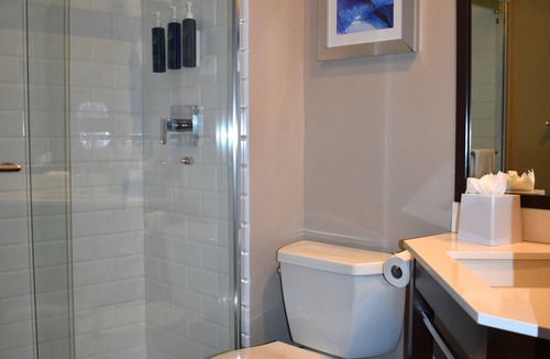 Westchester Hotel | Four Points by Sheraton Chicago Westchester/Oak Brook