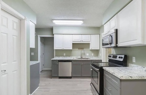 Birch Run House | Frankenmuth Bavarian Retreat - February Special. Rent 2 nights get 3rd free