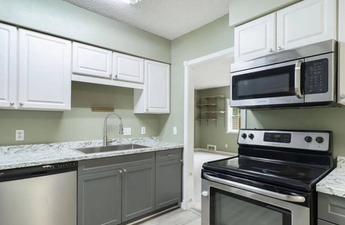 Birch Run House | Frankenmuth Bavarian Retreat - February Special. Rent 2 nights get 3rd free