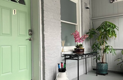 Lakeview Condo | Fremont St. Guesthouse - Unit 1