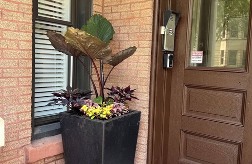Lakeview Condo | Fremont St. Guesthouse - Unit 1