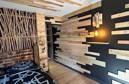 Forges-les-Eaux Hotel | Freya room