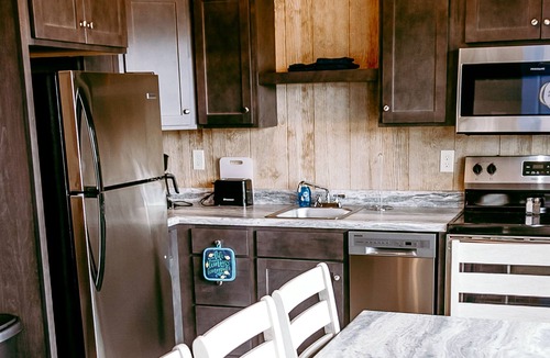 Spirit Lake Cottage | Fun, Affordable Boat Cottages