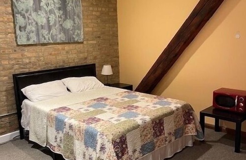 Killgubbin Apartment | Furnished Room's Downtown Chicago