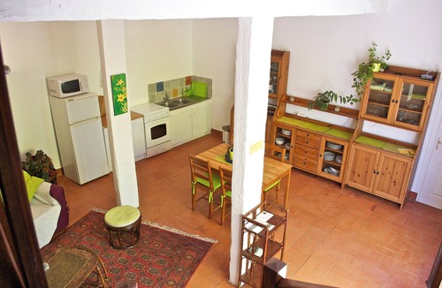 Bellegarde-du-Razes House | Gite in the countryside but 3 km from a village with all amenities.