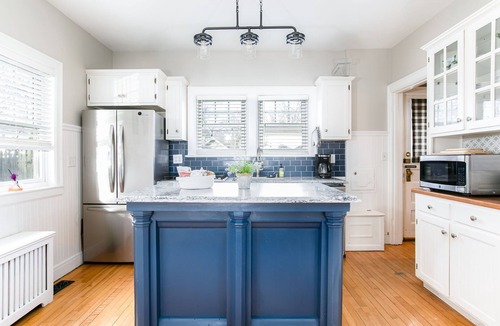 Northshore Triangle House | Golden Dome Getaway: Hot Tub, Cinema, Fire Pit!