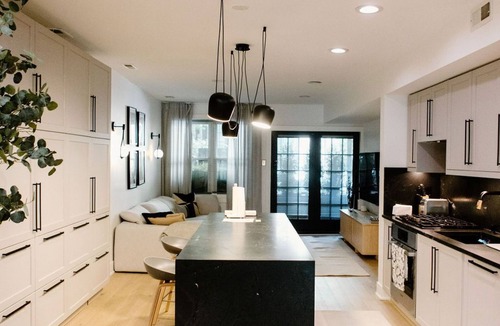 Lincoln Park House | Gorgeous, Brand new, in amazing location - minutes from the beach!
