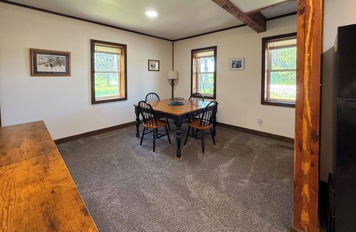 Kewaunee House | Half-Mi to Kewaunee River: Boat, Fish, Kayak!