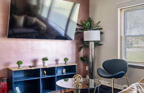 Westmont Apartment | Harmony Haven