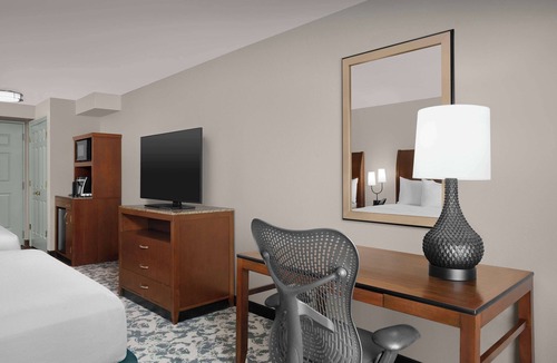 Hoffman Estates Hotel | Hilton Garden Inn Hoffman Estates