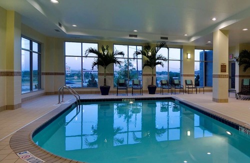 Lake Forest Hotel | Hilton Garden Inn Lake Forest Mettawa