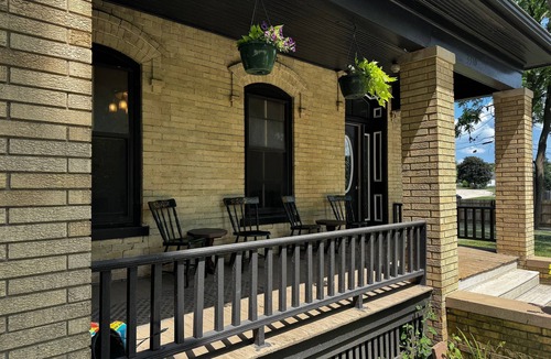 Racine House | Historic 1867 Fox Mansion: Chef’s Kitchen, A/C, across from the swimming Quarry