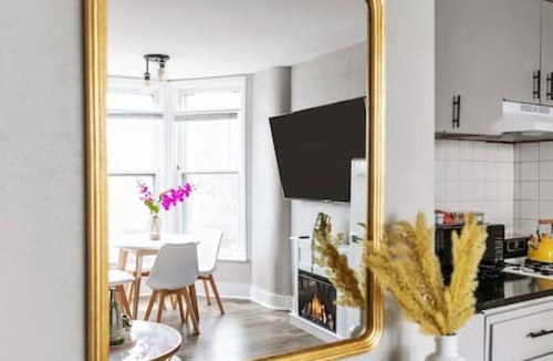 Neenah Apartment | Historic|Luxury|Fireplace!