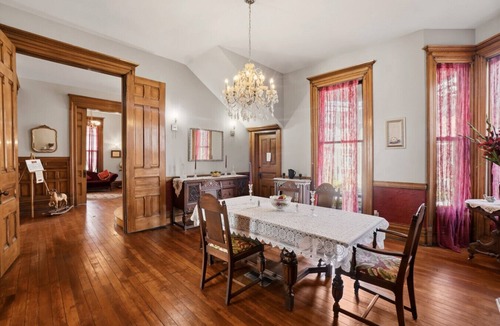 Council Bluffs House | Historic Mansion with lots of charm!
