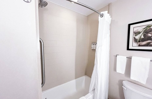 Morton Hotel | Holiday Inn Express & Suites Morton - Peoria Area by IHG