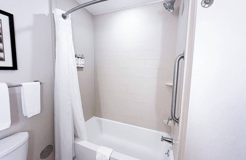 Morton Hotel | Holiday Inn Express & Suites Morton - Peoria Area by IHG