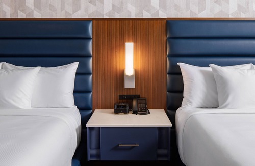 Aurora Hotel | Hollywood Casino Aurora