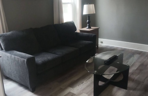 Davenport Apartment | Home feeling away from home traveling nurse discounts