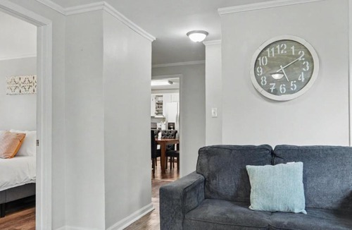 Libertyville House | Home in DT Libertyville near Corp HQs And Naval Base